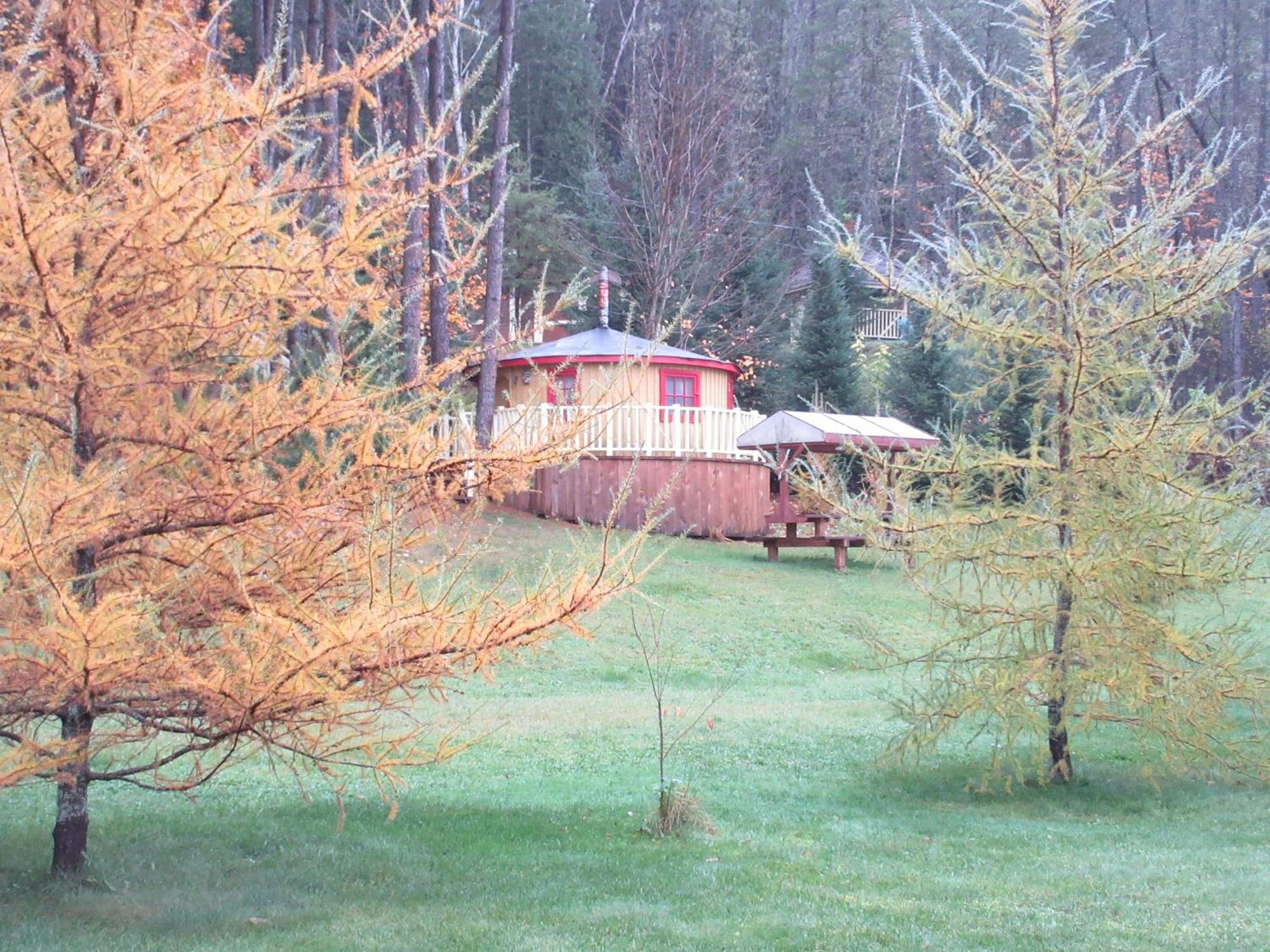 La Maison Sous Les Arbres Saint Roch de Mekinac Eksteriør bilde